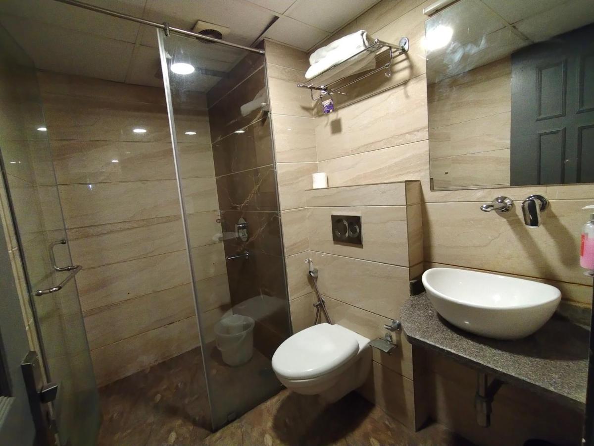 Saltstayz Express - Medicity Near Medanta Hospital Gurgaon Eksteriør bilde